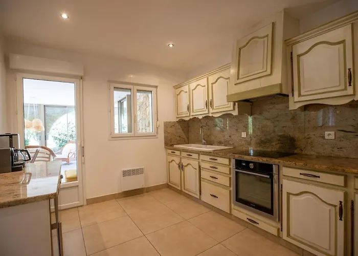 Charmante Avec Piscine Proche Et * Кальви